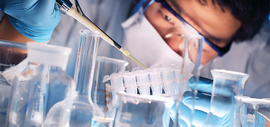 Większa transparentność dzięki regularnym analizom TÜV SÜD ELAB